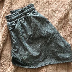 Lululemon Hotty Hot short 4”